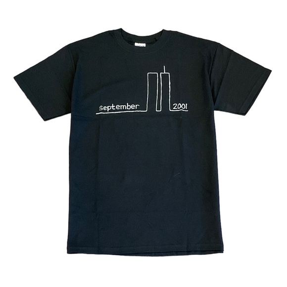 Black Short Sleeve Unisex Crewneck T-shirt - World Trade Center graphic - Picture 1 of 4